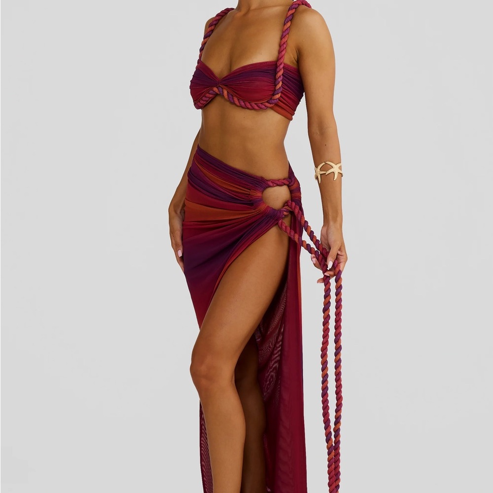 MÉLANI THE LABLE-SAIRA-Maxi Skirt in Red and Purple with rope design